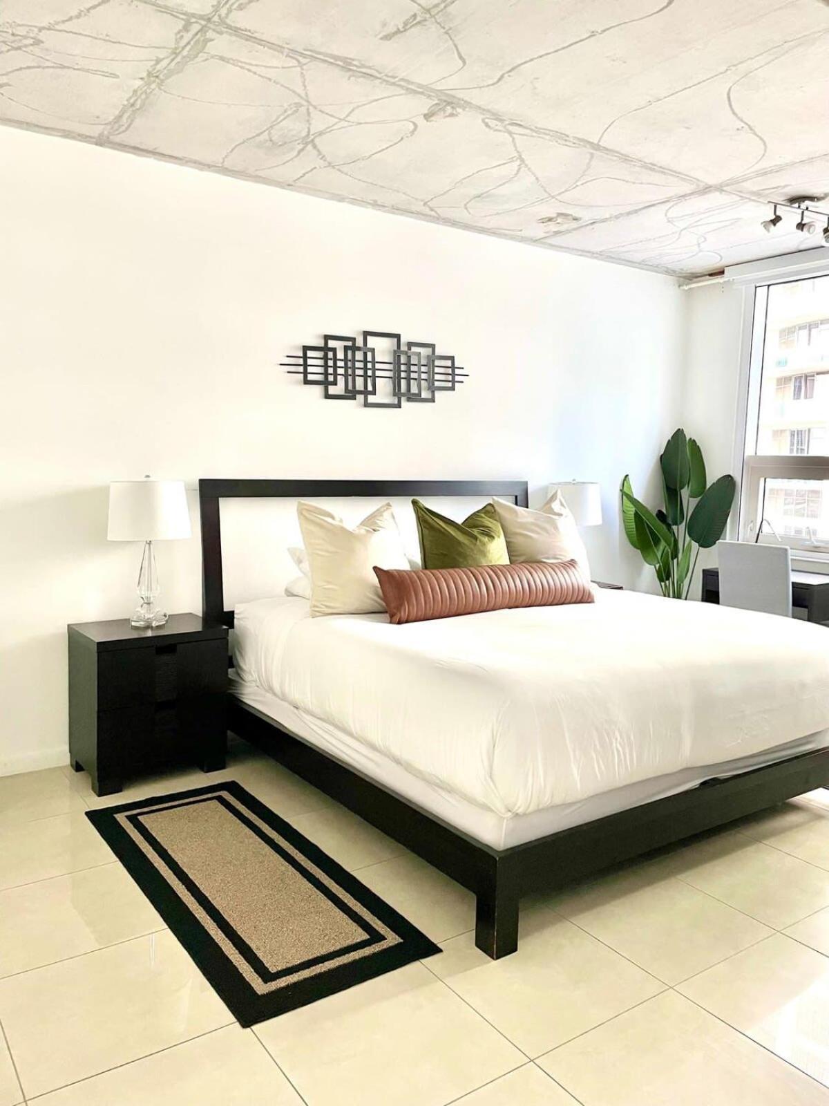 City Condo In Midtown Wynwood With Pool And Parking Miami Bagian luar foto