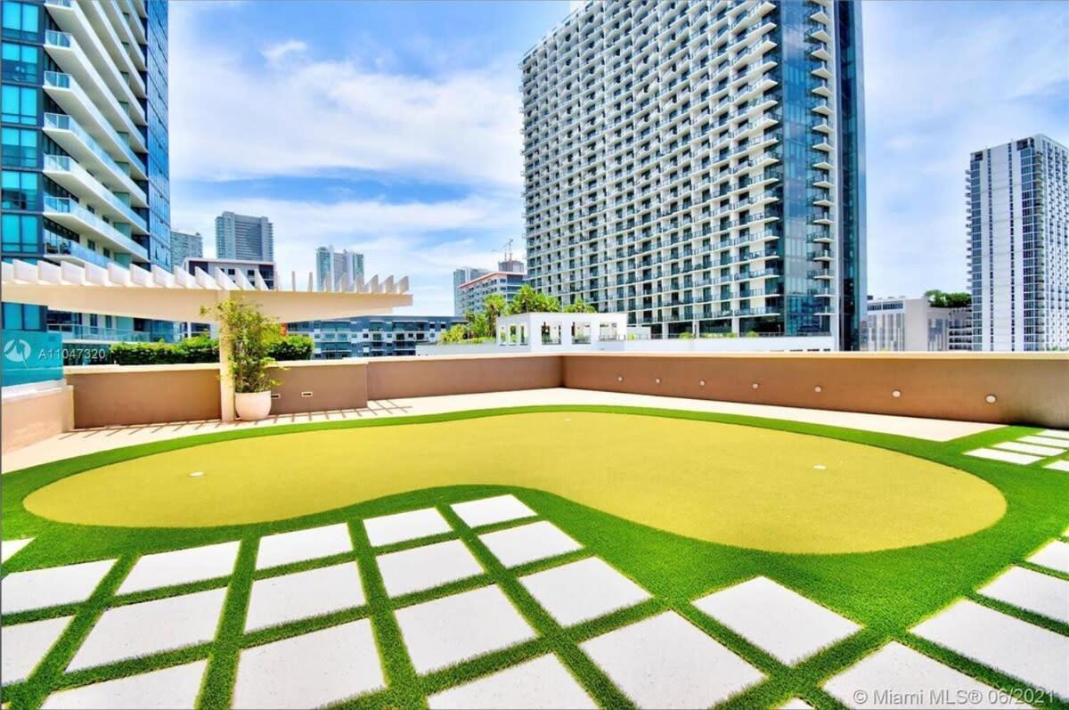 City Condo In Midtown Wynwood With Pool And Parking Miami Bagian luar foto